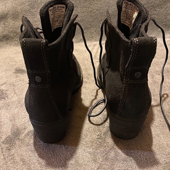 Black Sorel Toronto Lace Up Wedge Boots - Picture 3 of 7